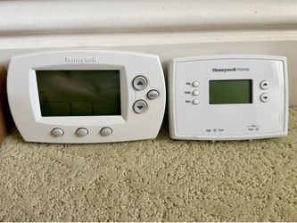 Honeywell Home TH6110D1021 FocusPRO 6000/Honey Home RTH2300B103B Bundle