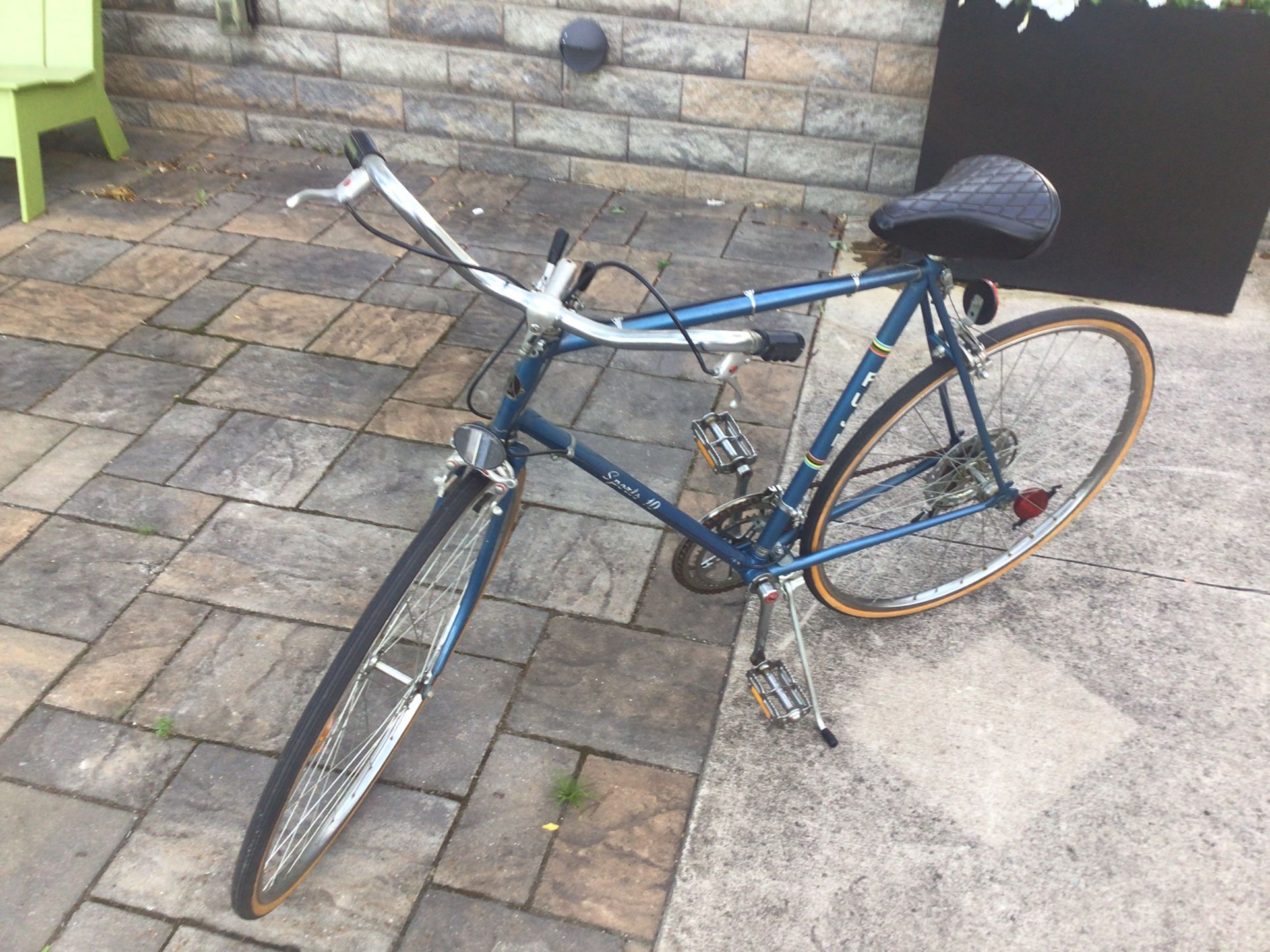 CLASSIC 1970’S MENS FUGI SPORTS10. —— BLUE MENS ROAD BIKE