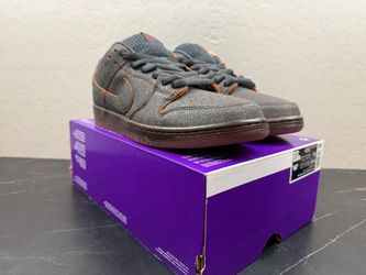 Nike DUNK LOW SB