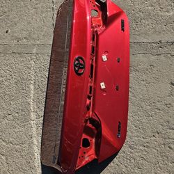 Toyota Camry  Trunk  Cajuela  Hail Damaged Granizo 25 To 26