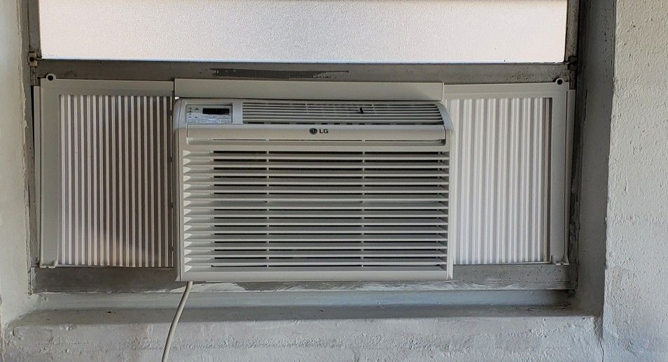 6,000 BTU LG Window AC (12" Tall)