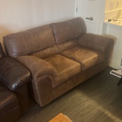 Small Loveseat (Ashley)