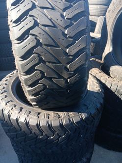 Used set of tires atturo Mt 285 50 20