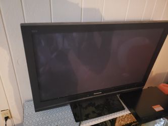 42 INCH PANASONIC PLASMA