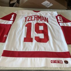 Steve Yzerman Detroit Red Wings CCM Jersey Sewn Men Xl Vintage Nhl Clean 2nhl