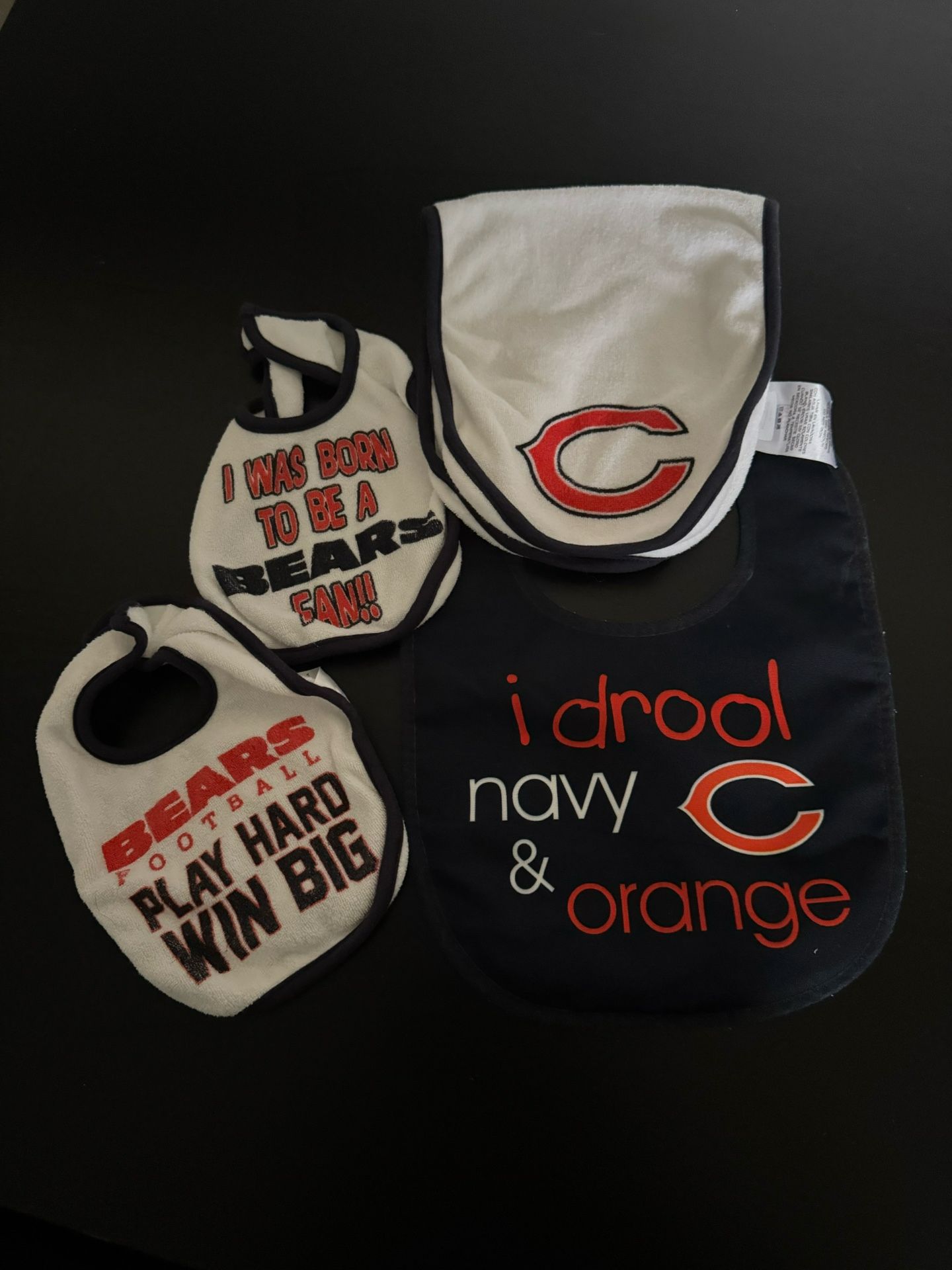 Baby Bears Fan Bibs And Soft Cloth