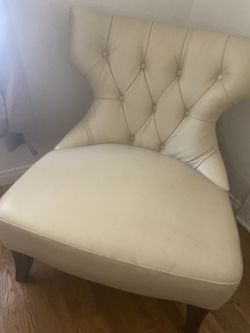 White Leather Club Chair
