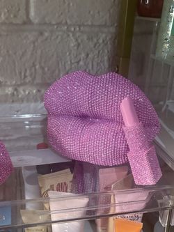 Lipstick Decor