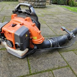 Husqvarna 350 BT Leaf Blower