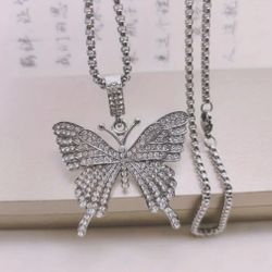 Iced Out Bling 14K White Gold Plated Cubic Zirconia Butterfly 🦋 Pendant 20" Chain Necklace 