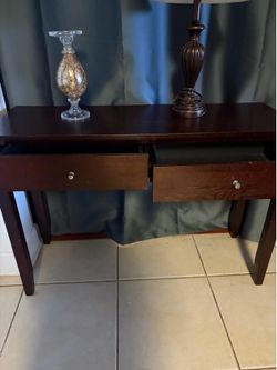Real wood console table with 2 drawers