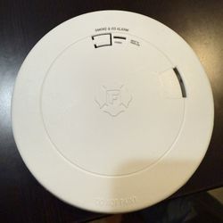 BRK smoke & Carbon Monoxide Detector 