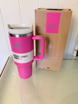 Beautiful Stanley tumbler 40 OZ BRAND NEW