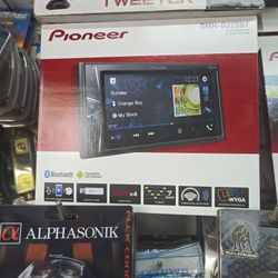 Pioneer DMH-G225BT