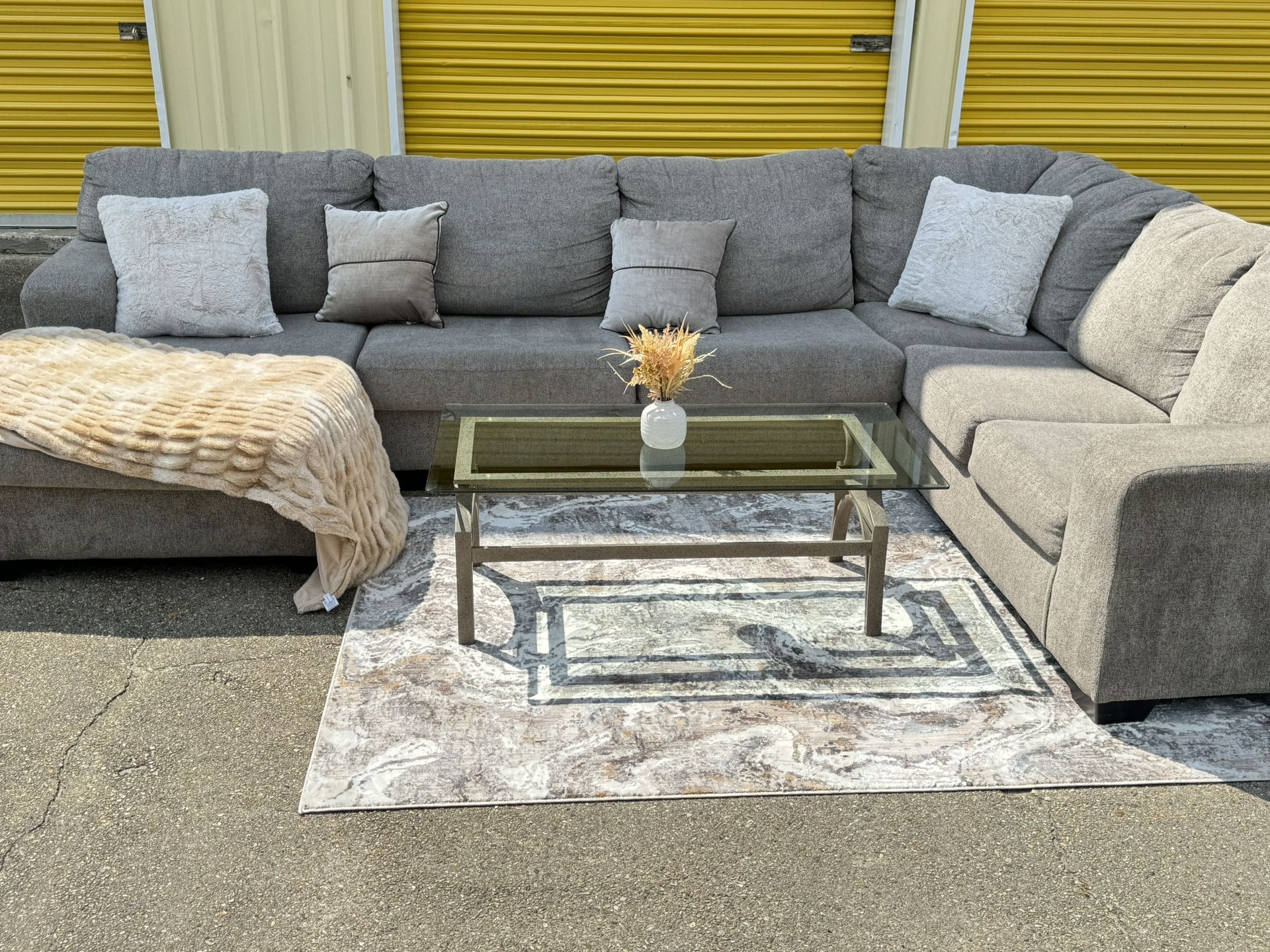 Orleans Furniture 3PC Gray sectional