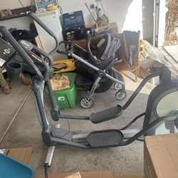 Life Fitness Elliptical 