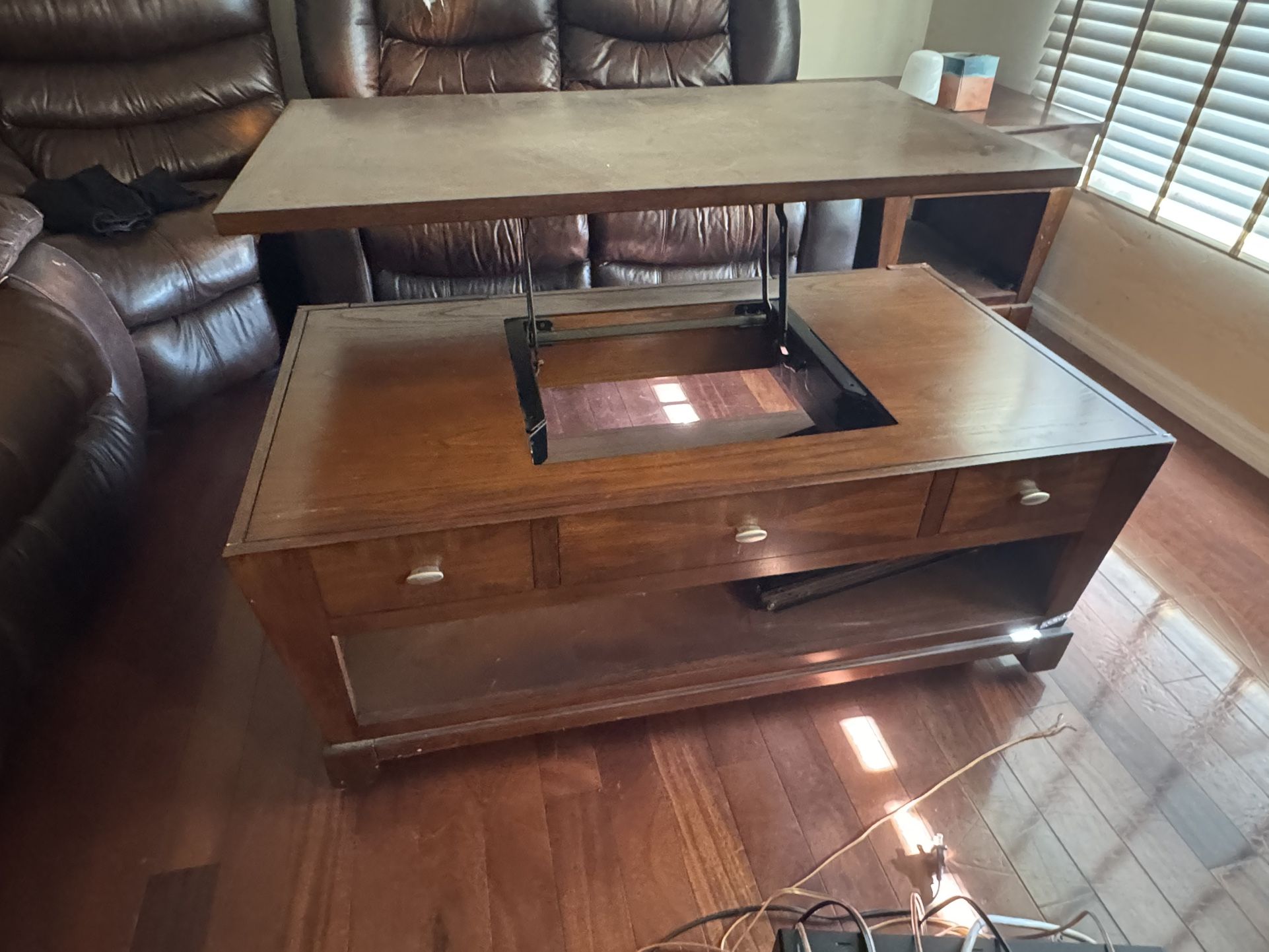 Adjustable Coffee Table And End Table Set