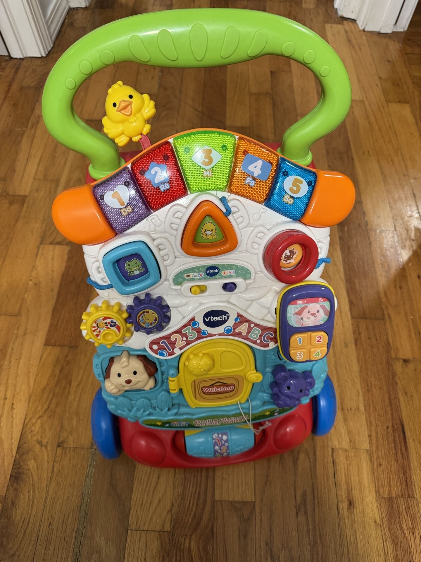 vtech stroll and discover activity walker
