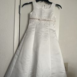 David’s Bridal Size 5 Girls Dress 