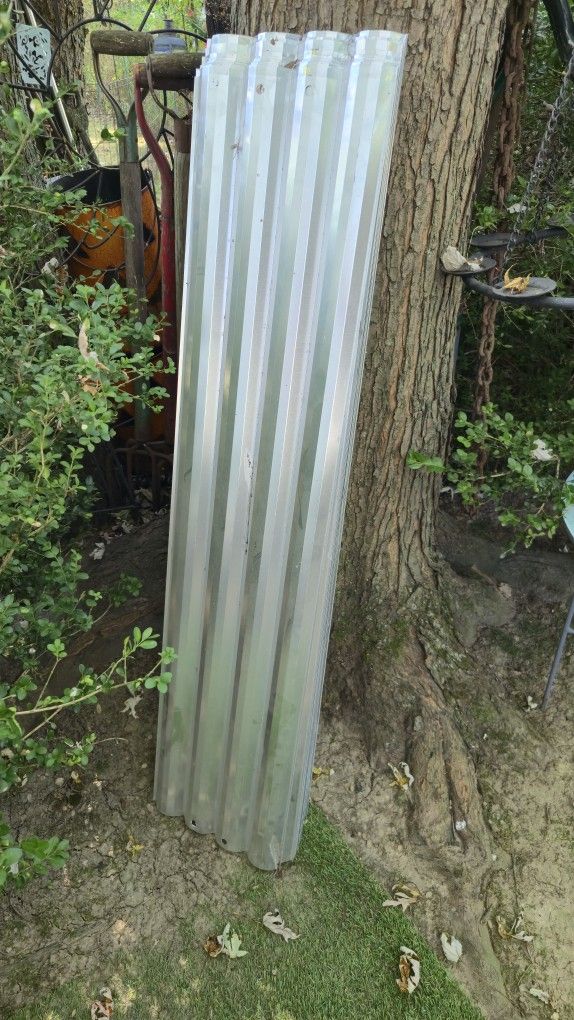 Siding Or Roofing 4 Ft Pieces $5 Ea