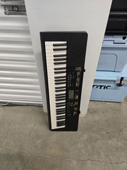 Casio Sampling Keyboard. CTK2400