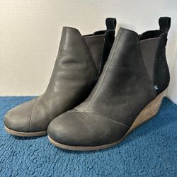 Tom’s Women’s Clare Wedge Boot Black size 8.5