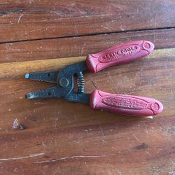 Compact Wire Stripper