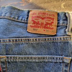 Levi 550 Jeans 