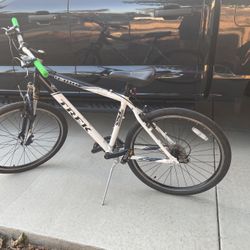 Bike 🚴 With Shimano V-brake 