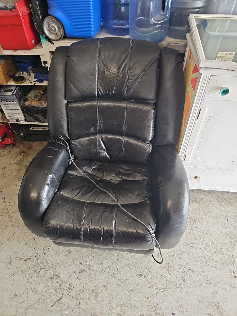 Black Leather Massaging recliner
