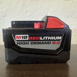New Milwaukee M18 9.9 HD M18 Battery