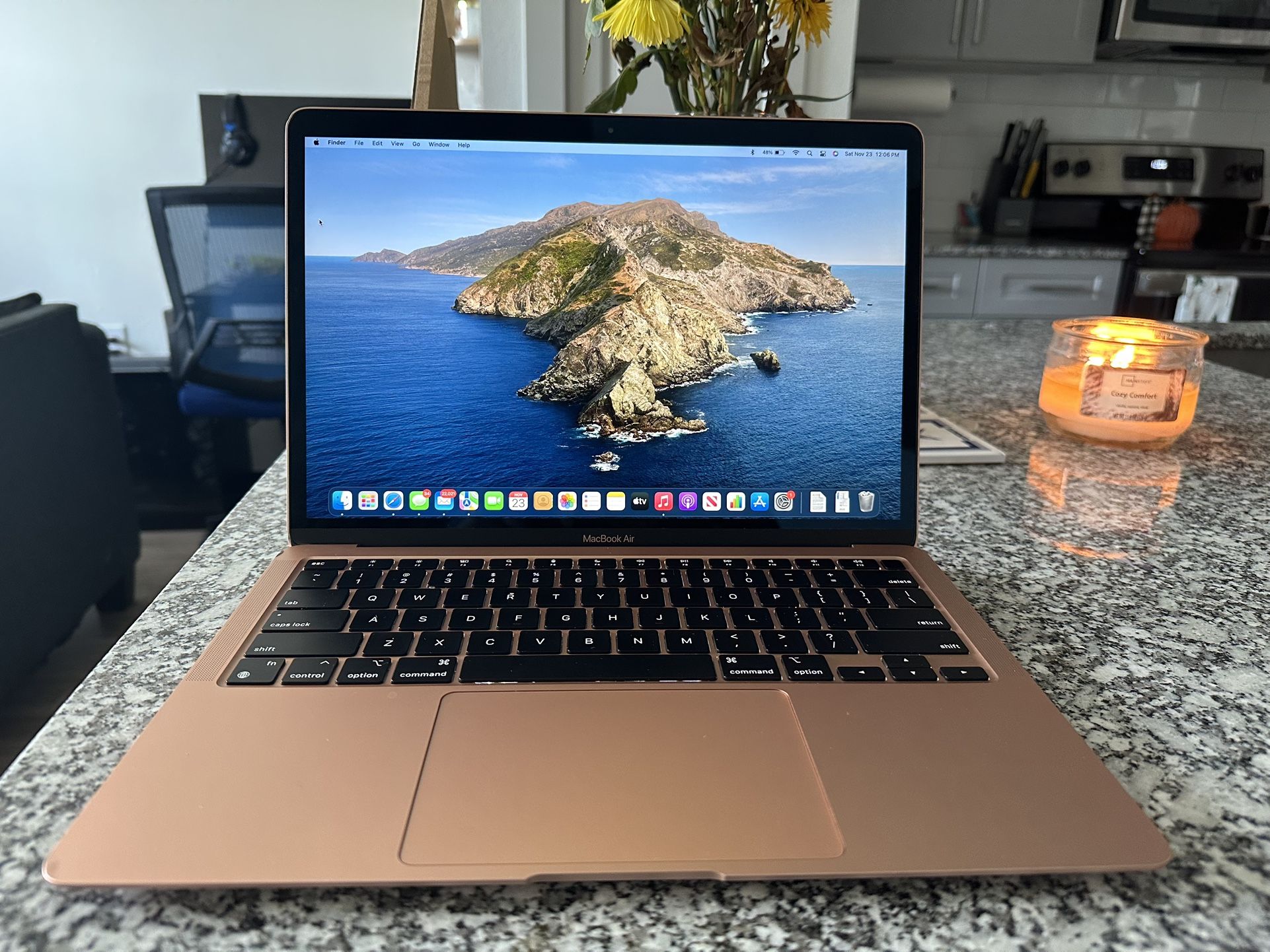 MacBook Air 13” Rose Gold