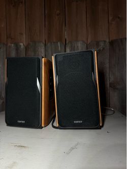 Edifier bookshelf speakers