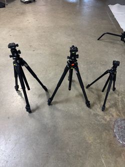 Vanguard Camera Tripods with Ball Heads – Set of 3