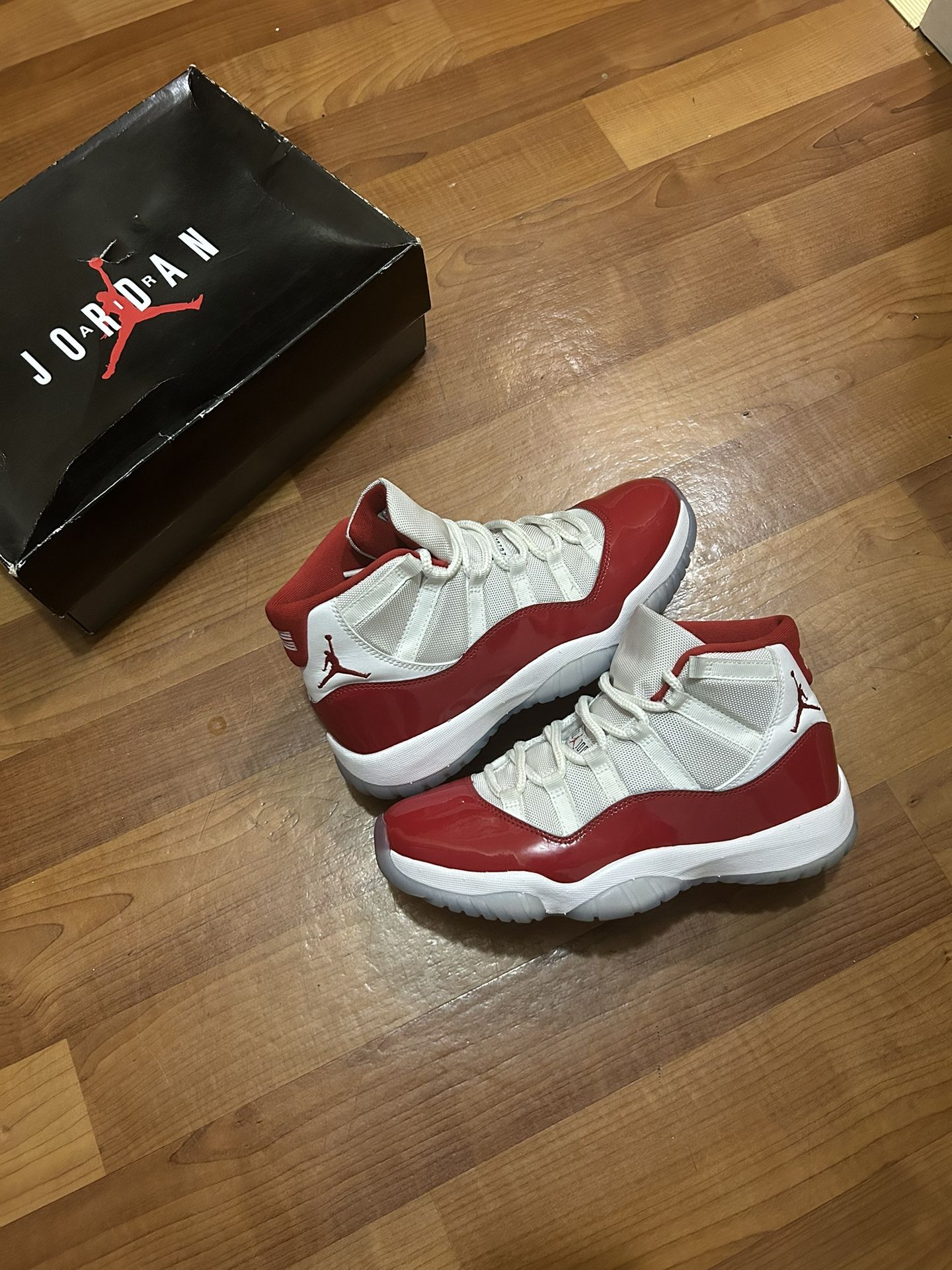 Jordan 11 Cherry Size 9 Og All
