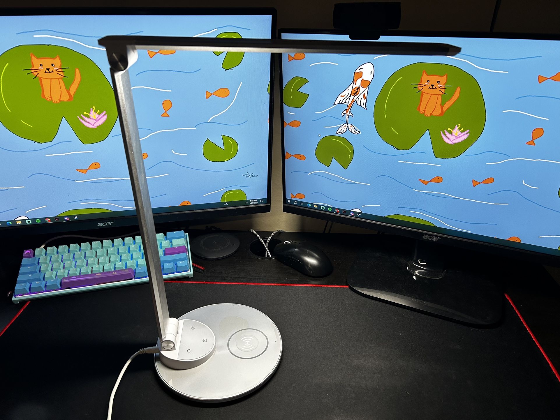 Desk Lamp w/ Wireless Charger