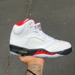 Jordan 5 Fire Red Size 10