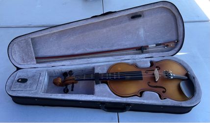 Full-Size 4/4 Acoustic Electric Violin Fiddle with Case, Bow