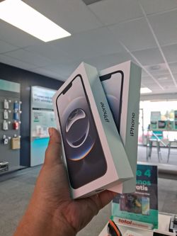 iPhone 16e