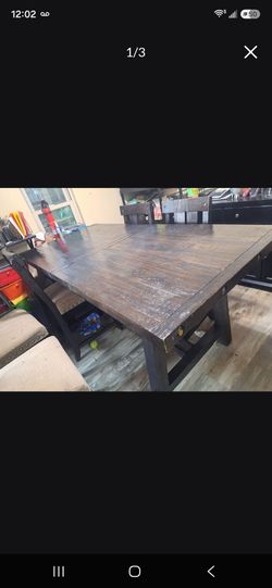 Dinning table 6 chairs