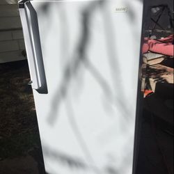 Vintage Sanyo Refrigerator 