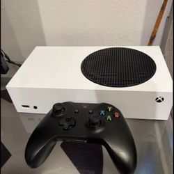 Xbox Series S + Controller