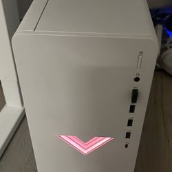 RTX 4060 HP Gaming PC With 27” Curved Monitor