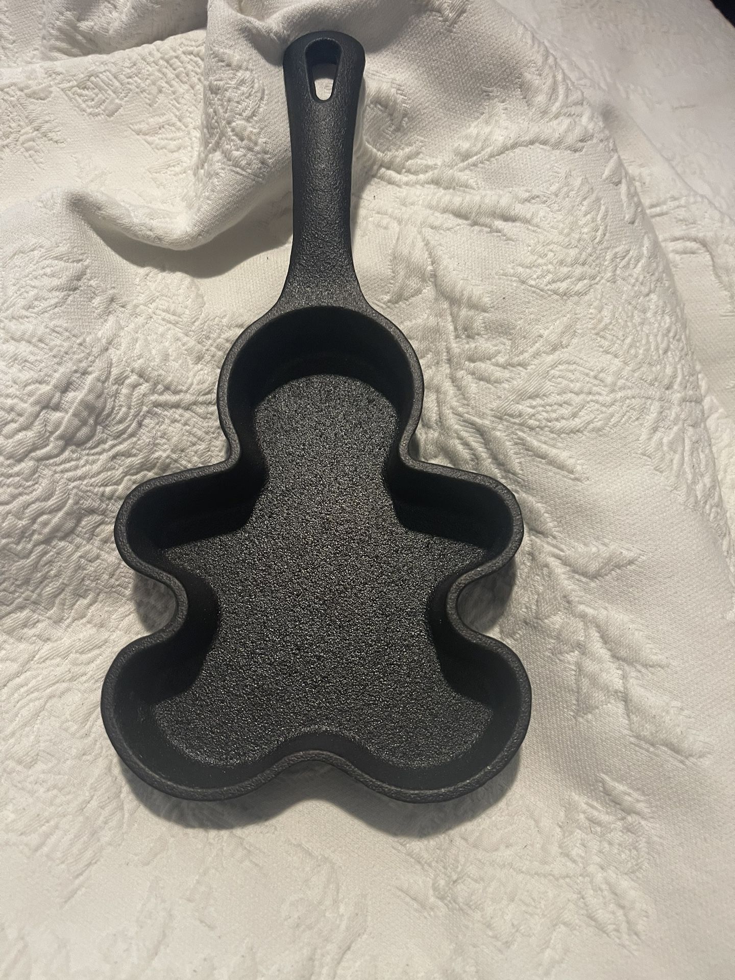 Black Cast Iron Gingerbread Man Skillet