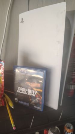 PS5 with 4  games and 2 controllers