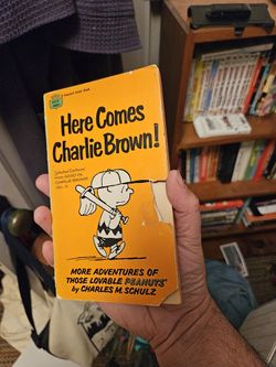 Peanuts "Here Comes Charlie Brown!" Collection