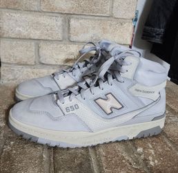 New Balance 650R "Light Aluminum" sneakers, featuring a light grey suede and leather construction.