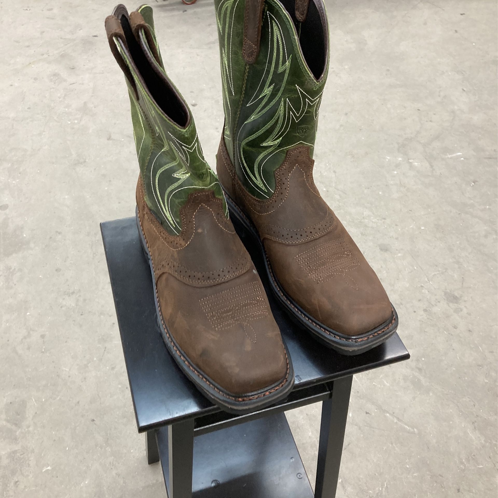 Men’s Steel Toe Boots Size 14 Goodwill Sawtelle 22 for Sale in West Los Angeles, CA OfferUp