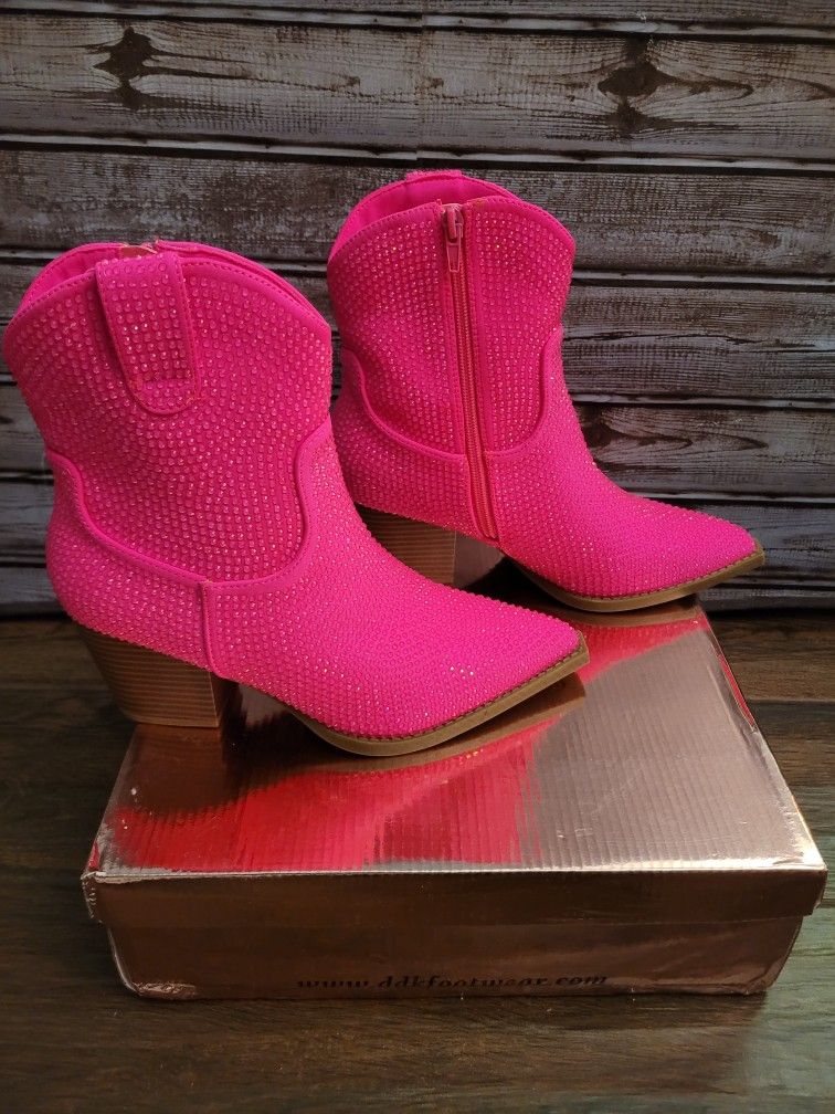 Hot Pink Boots π’