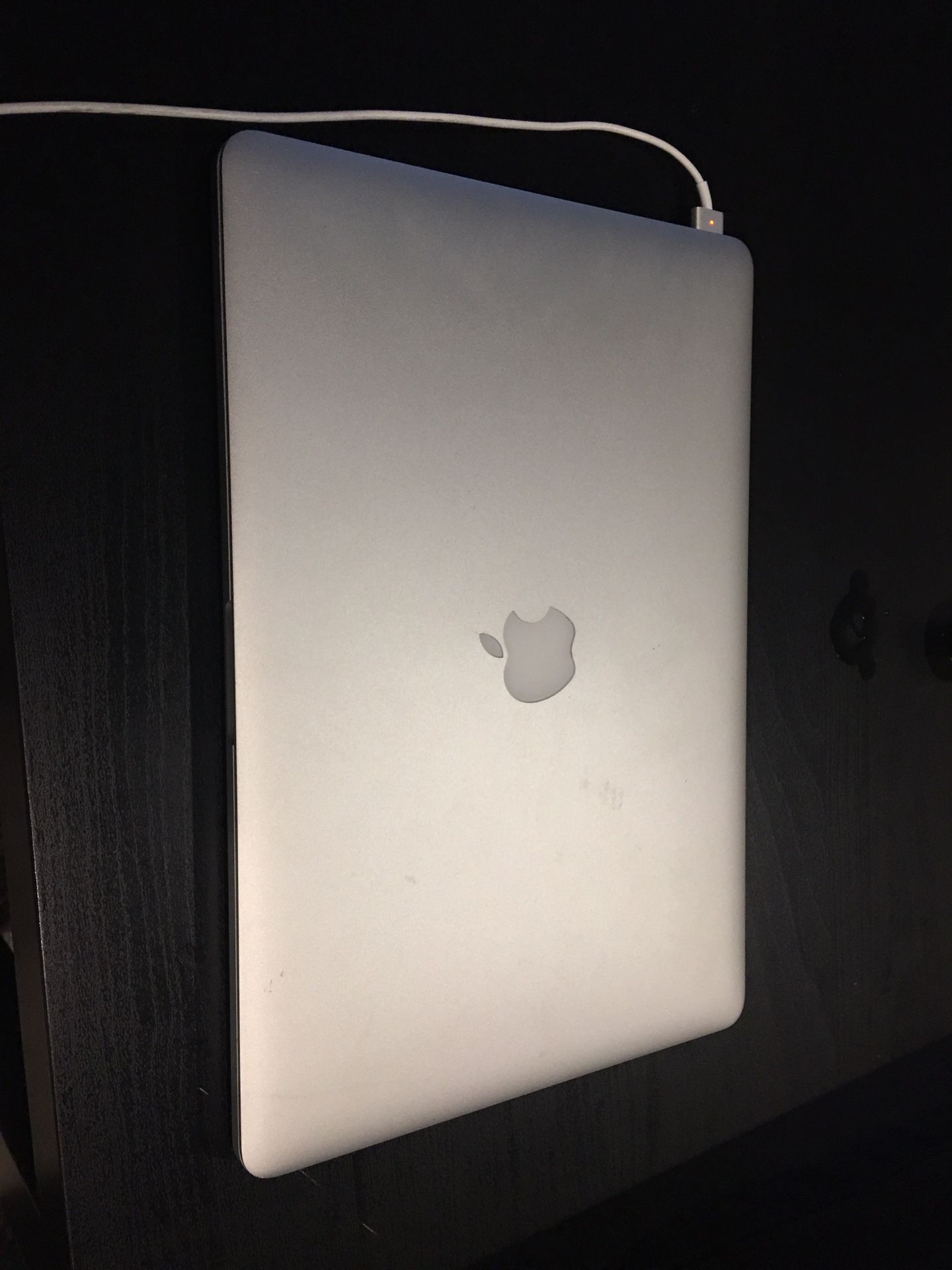 Apple MacBook Pro 15.4 inch i7 MJLU2LL/A